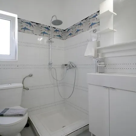 Villa Seaside, Relaxing Family House With Playground! Lavrys 3 Marathi (Crete)