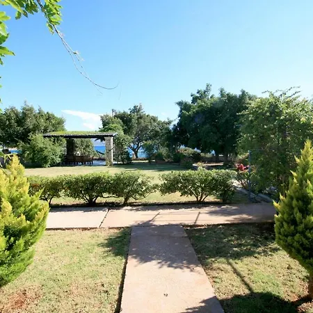 Seaside, Relaxing Family House With Playground! Lavrys 3 *