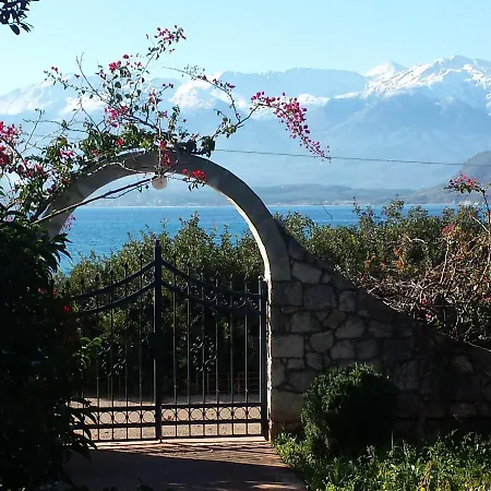 Seaside, Relaxing Family House With Playground! Lavrys 3 *